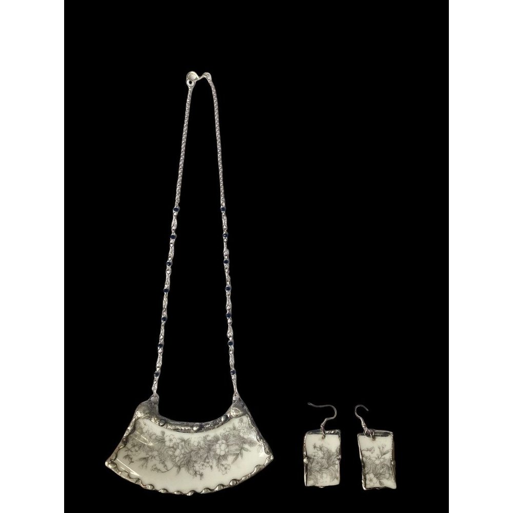 Broken China Hand Crafted Necklace & Earrings Encased in Silver Blend  Metalwork - Picture 4 of 13